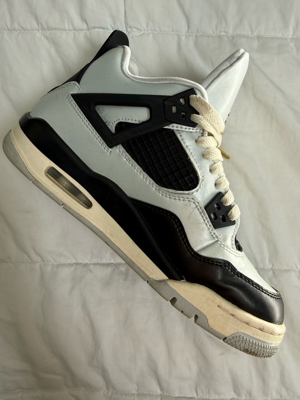 Nike Air Jordan 4 Retro Platinum Gold 6.5Y Women’s Size 8 Equivalent Sneaker - Picture 9 of 12